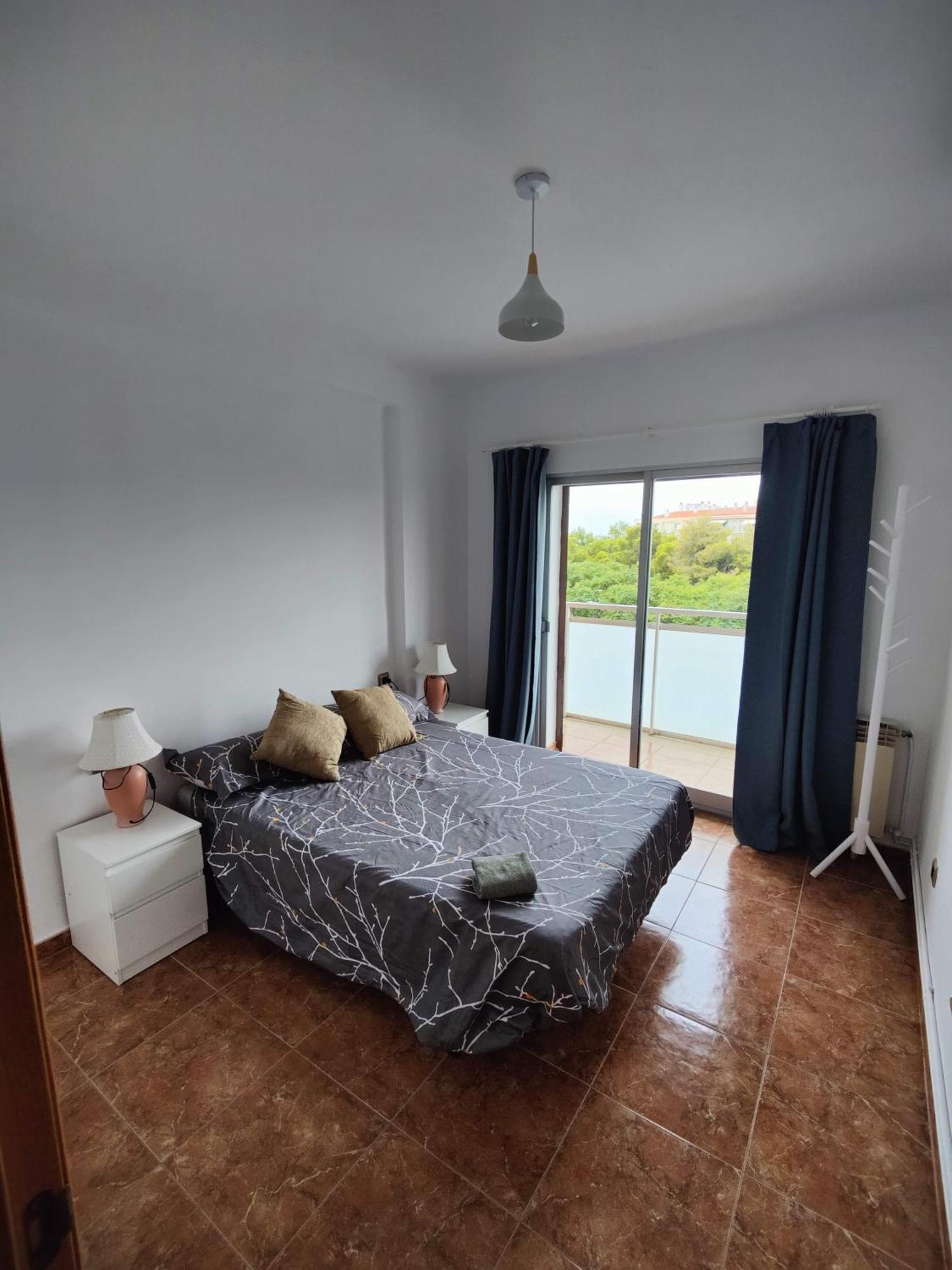 カンブリルスSunny Flat With Balcony And Sea Viewsアパートメント エクステリア 写真