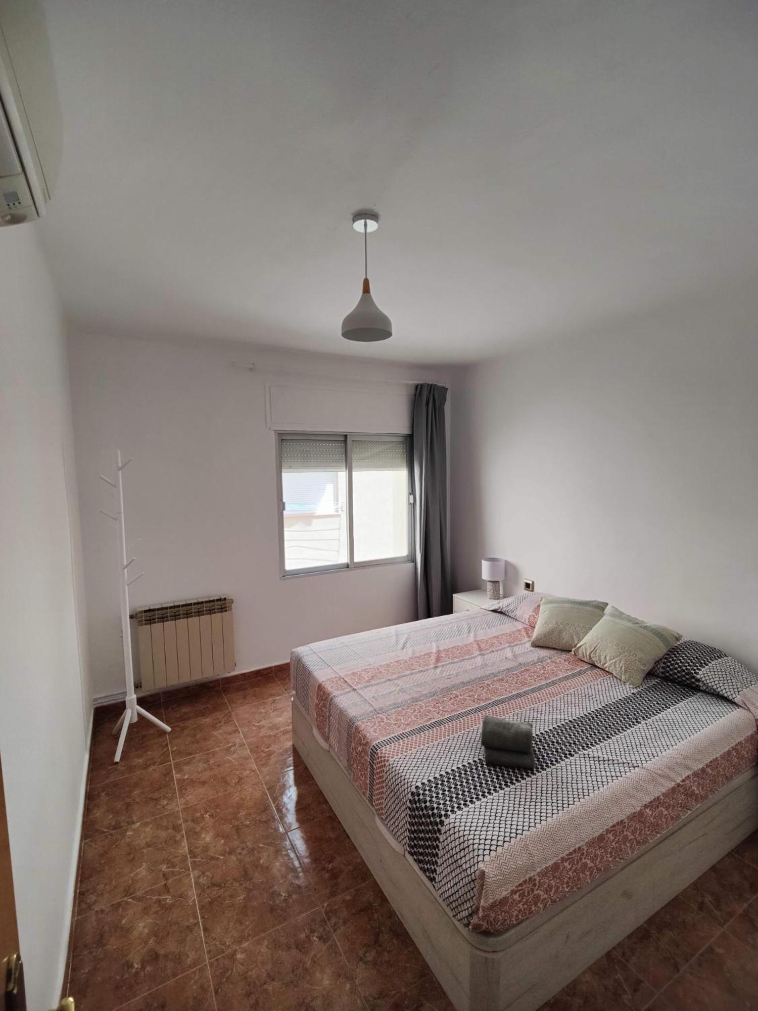 カンブリルスSunny Flat With Balcony And Sea Viewsアパートメント エクステリア 写真