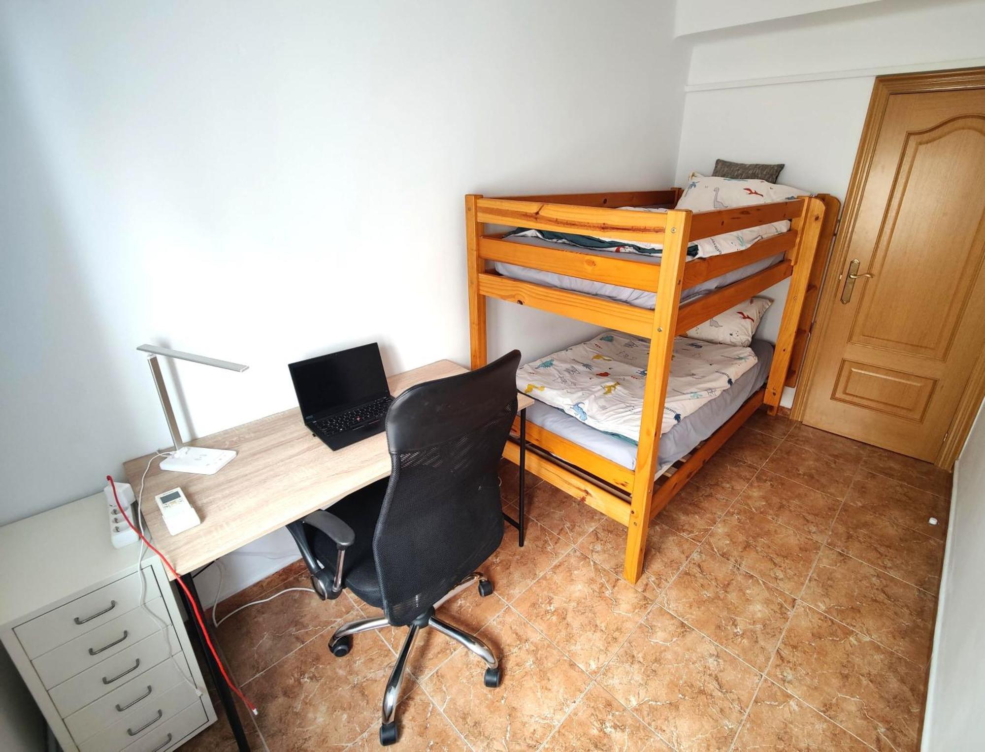 カンブリルスSunny Flat With Balcony And Sea Viewsアパートメント エクステリア 写真